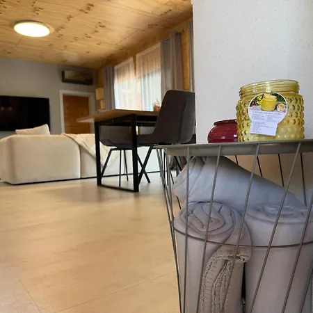 Brand New, Wifi, Ac, Sundeck, Wide View, Bbq 펜션