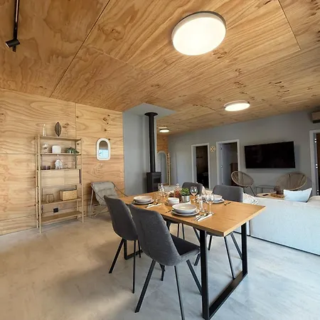 펜션 Brand New, Wifi, Ac, Sundeck, Wide View, Bbq 브라티슬라바