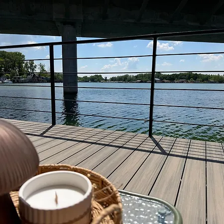 펜션 Brand New, Wifi, Ac, Sundeck, Wide View, Bbq