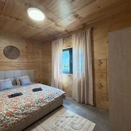 펜션 Brand New, Wifi, Ac, Sundeck, Wide View, Bbq 브라티슬라바