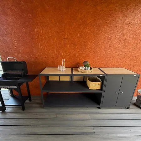 펜션 Brand New, Wifi, Ac, Sundeck, Wide View, Bbq 브라티슬라바